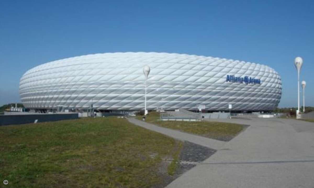 In der Allianz Arena präsentierte Epson seine Roadshow »Spitzentechnik live!«