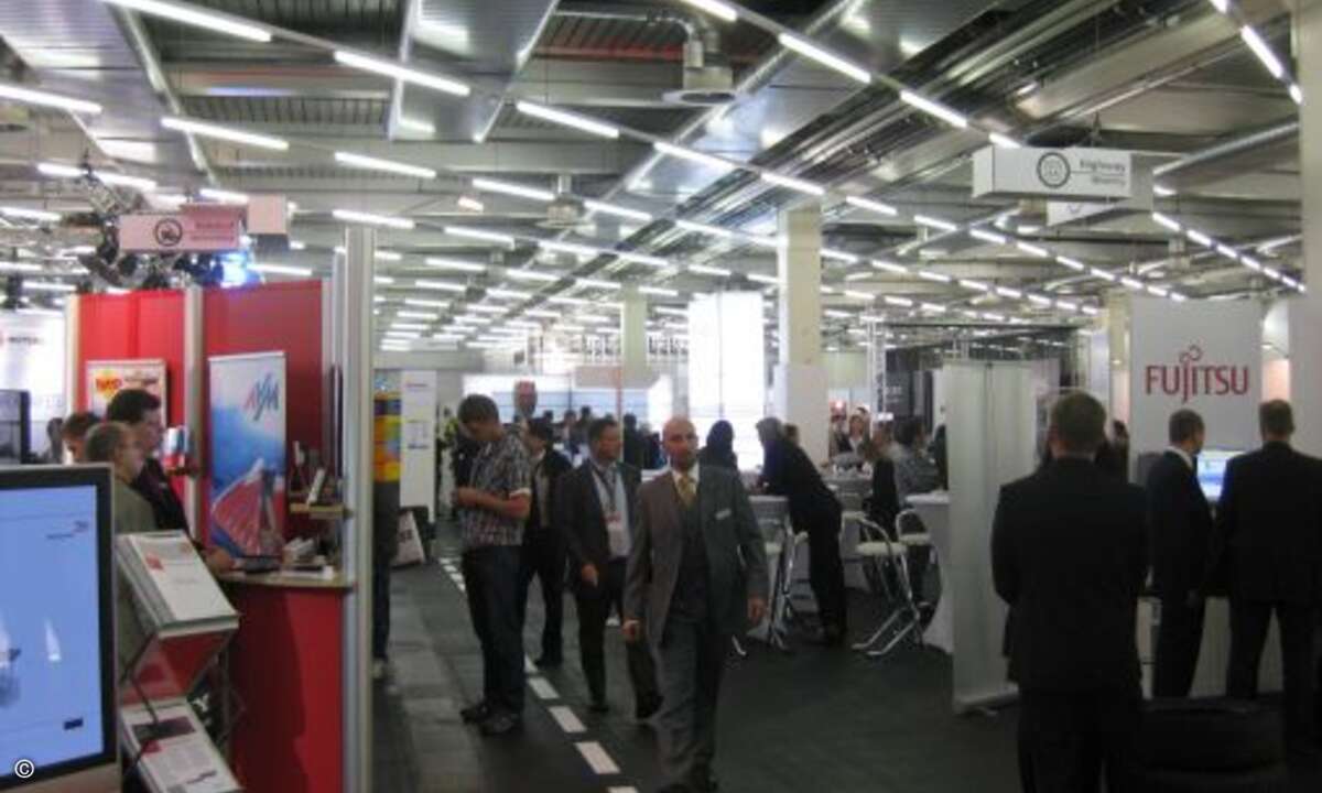 Das bunte Messetreiben auf der Forum 2011