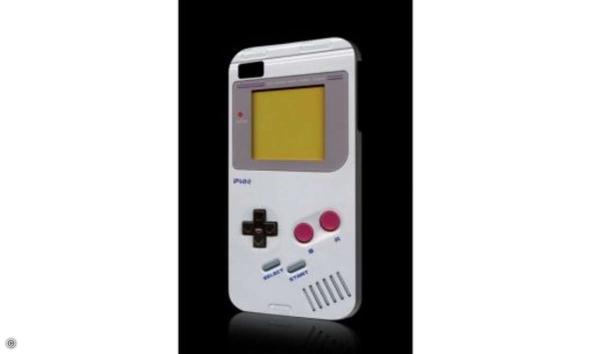 Lootiful lässt einen Klassiker auferstehen: Mit dem iPWN! 4 Case wird das iPhone zum Gameboy. Die zwei Millimeter dünne Schale aus Polycarbonat imitiert das klassische Gameboy-Design fast täuschend echt. Man möchte gleich drauflos spielen.
Die Gam