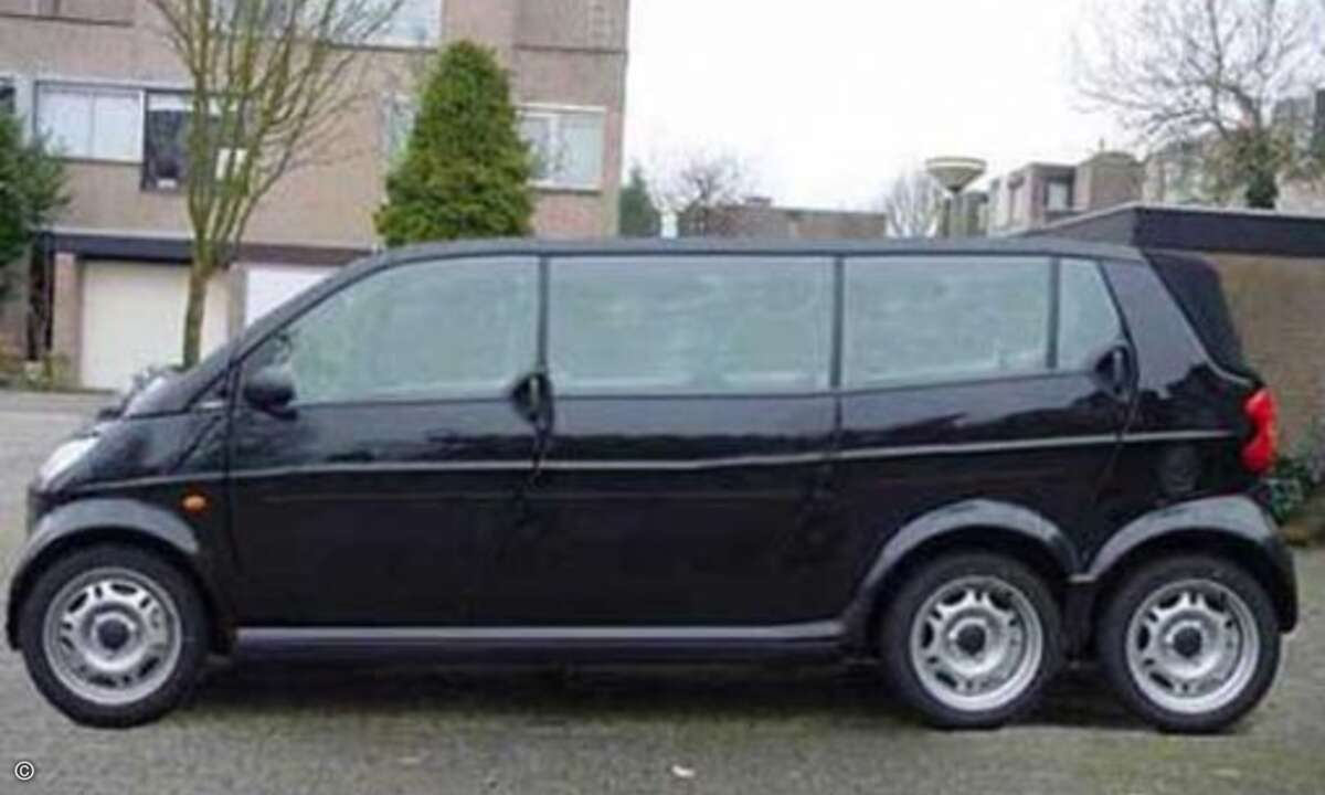 Und auch den Smart gibt es als aufgeblasenen Kleinwagen