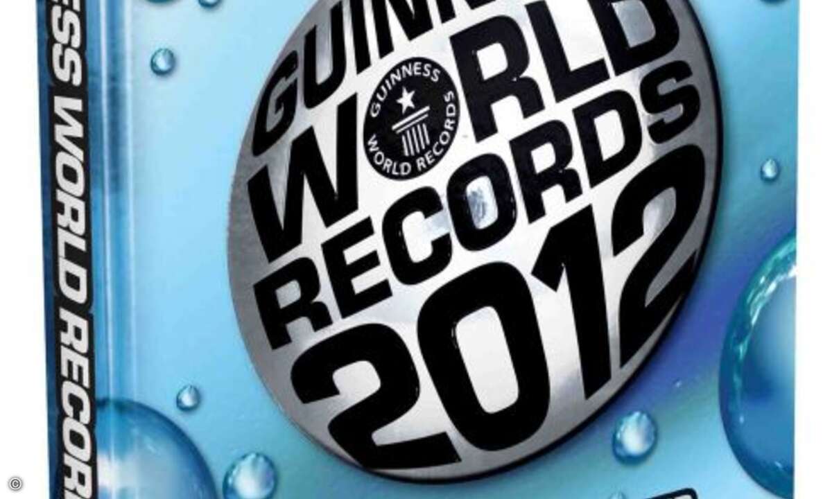 Das GUINNESS WORLD RECORDS BUCH 2012 enthält eine Fülle der ungewöhnlichsten Rekorde, ist vor kurzem erschienen und kostet in Deutschland knapp 20 Euro.