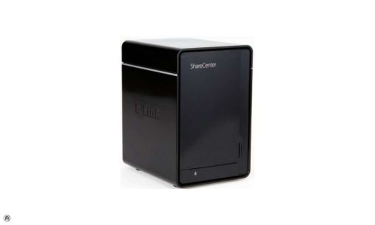 D-Link ShareCenter Pulse

Das ShareCenter spricht Deutsch – nach Installation einer Sprachdatei.

85,- €; www.d-link.de

+ Stromspareinstellungen
+ RAID 1, Netzwerkpapierkorb
– manuelles Firmware-Update

Gesamtwertung: gut 73 %

Preis/Lei