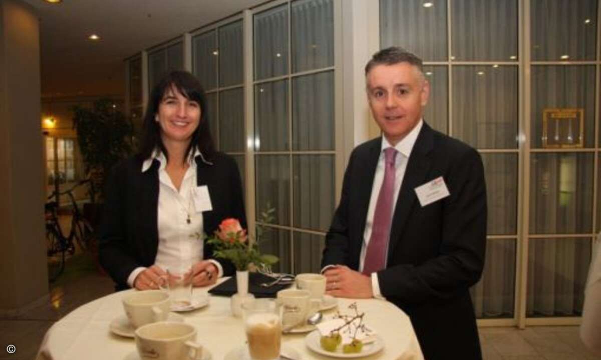 Astrid Grübinger (Intel) mit Sven Rathjen (Western Digital)