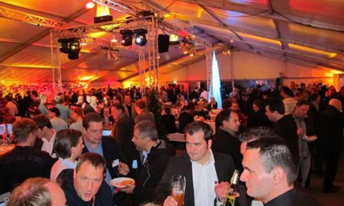 Legendär ist die Abendparty der Teufel