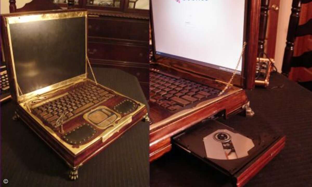 Und nehmen auf die Reise natürlich einen Steam Punk Laptop mit