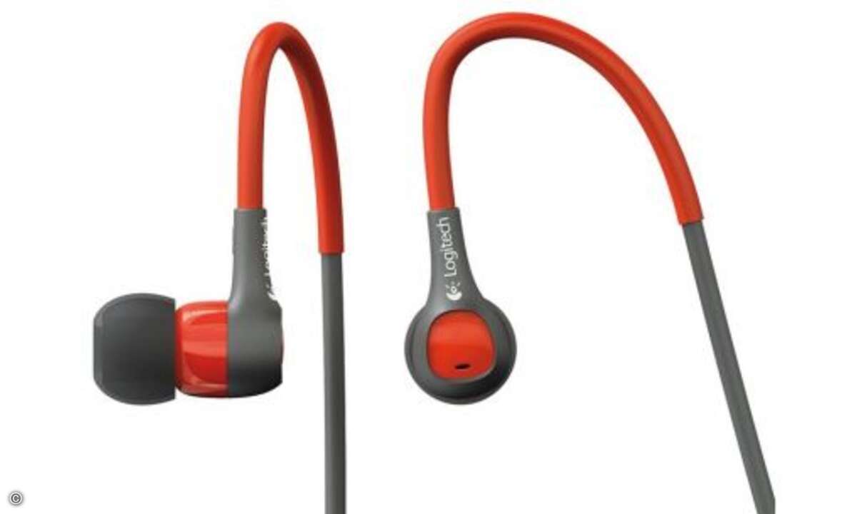 Ultimate Ears/Logitech UE 300 - 40 Euro
Der UE 300 von Ultimate Ears passt auf Anhieb ins Ohr, wobei ihn seine integrierten Bügel und sein unempfindliches Kabel als Begleiter für sportliche Aktivitäten empfehlen.
Auch im Hörtest gab es wenig zu