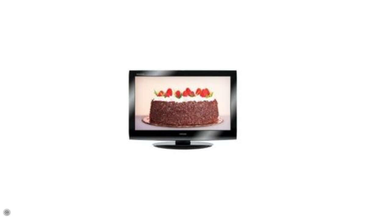 Von den technischen Werten her etwas schlechter, aber auch deutlich billiger als der LG-Fernseher ist das Gerät von Toshiba LV833G. Es kommt ohne 3D-Funktion aus und hat nur 50 Hertz, dafür aber Tuner für alle 3 DVB-Varianten und CI+Anschluss. Amazon