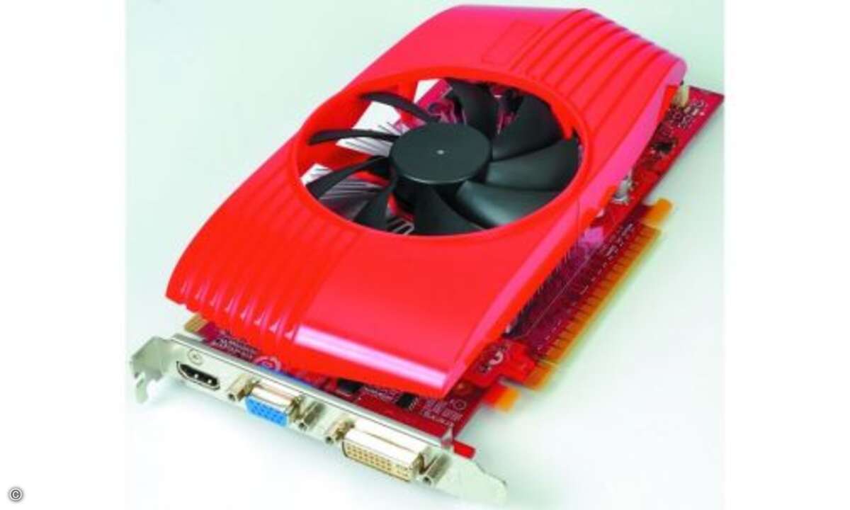 Medion Akoya P5330 D - GeForce GTX550Ti
Die Grafikkarte mit Nvidias GeForce GTX550Ti ist mit 1 GByte GDDR5 bestückt. Sie stammt auch von MSI.
© PC Magazin