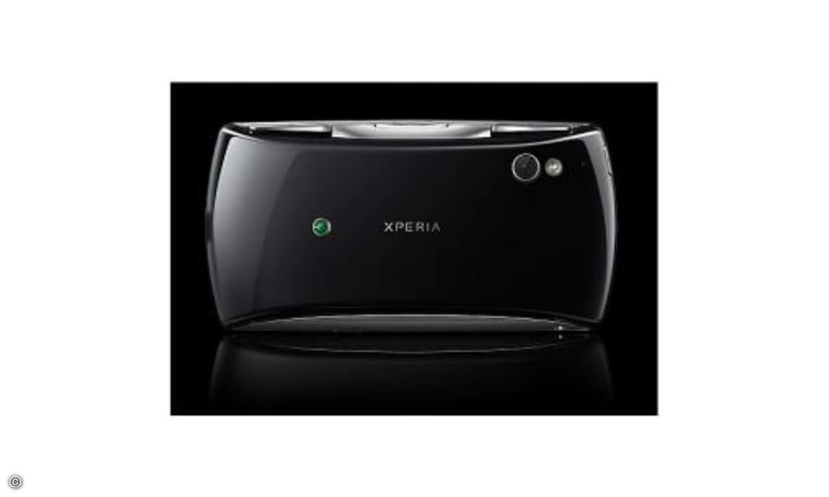 Sony Ericsson Xperia Play
Aktuell bietet kein anderes Smartphone – auch keins der neuen Modelle mit riesigem Touchscreen – ein vergleichbares Spielerlebnis wie das Play. Und für reichlich Game-Nachschub ist gesorgt: Das Android-Handy bedient sich