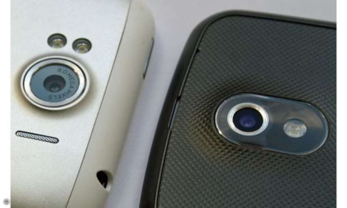 Kamera Hier ist das Sensation XL besser. Auf der Rückseite findet der Nutzer eine 8-Megapixel-Optik, die Videos in der vollen HD-Auflösung von 1080p aufzeichnen kann. Beim Nexus sind es nur 5 Megapixel, außerdem ist der Blitz nicht so hell, weil es
