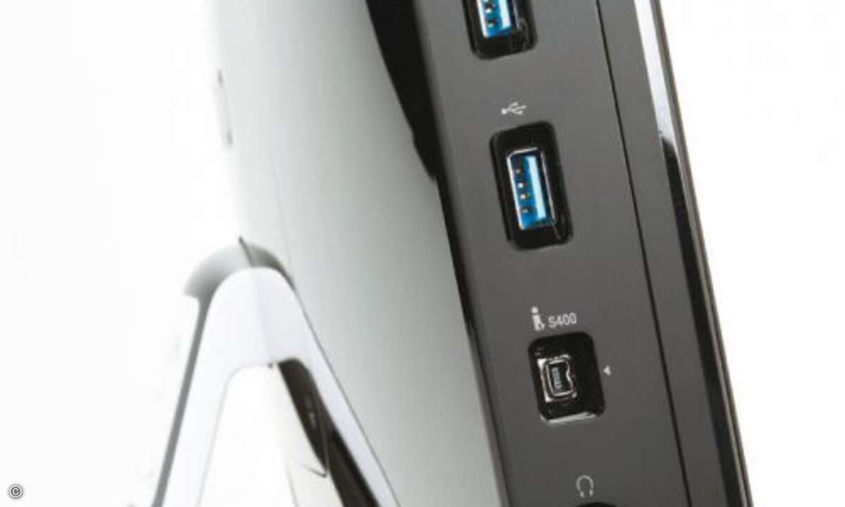 Sony hält als einziger Hersteller Firewire die Treue, hat aber auch USB-3.0-Ports eingebaut.