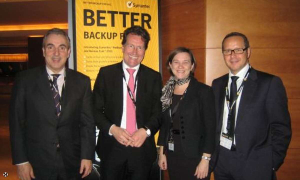 Andreas Zeitler (Symantec), Dirk Martin (PMCS), Michelle Stonebank (Symantec) und Jörg Eilenstein (TIM)