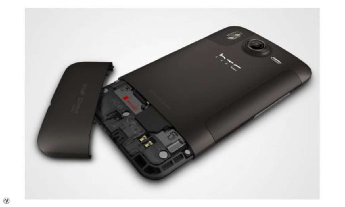 Das Gerät bietet weder die neueste Technik, noch die neueste Software (Android ist in Version 2.3 installiert) – aber im Vergleich zu einem aktuelleren Modell spart man locker 200 Euro. Das HD-Smartphone kostet momentan nämlich nur 299 Euro.
