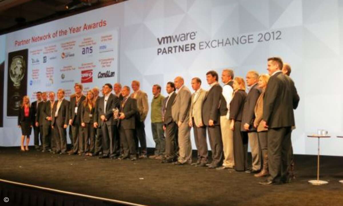 Eschenbach holte in seiner General Session auch die diesjährigen Preisträger auf die Bühne des großen Vortragssaals: Den VMware Partner Network Award gibt es in zahlreichen Spielarten. Das Hamburger Unternehmen Fast Lane wurde als Traningspartner des