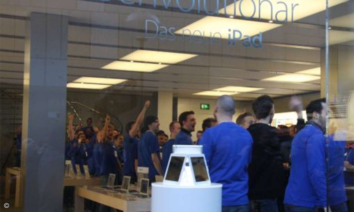 Dann öffneten sich die Türen des Apple Store.