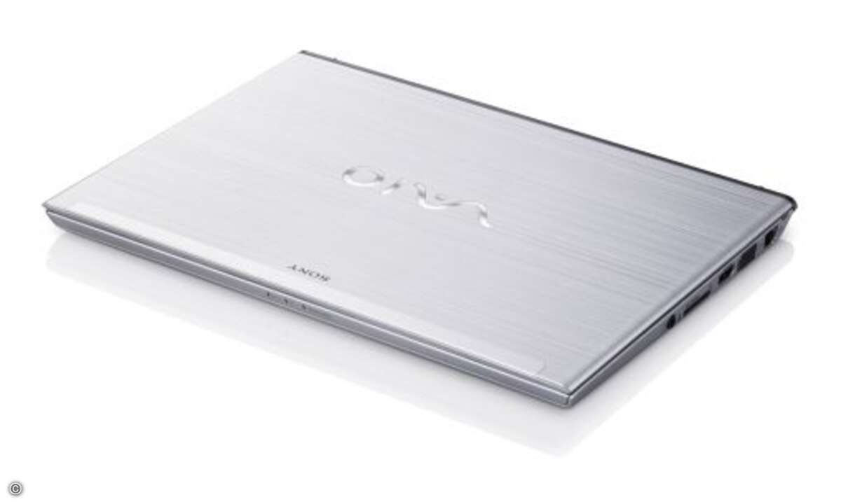 Gebürstetes Aluminium verschafft der T-Serie ein hochwertiges Äußeres ©Sony