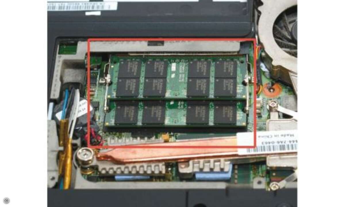 Tipp 2 : Erweitern Sie den Arbeitsspeicher   Wie viel Arbeitsspeicher in Ihrem Notebook steckt und ob alle Steckplätze gefüllt sind, lässt sich beispielsweise mit dem Tool SIW feststellen. Ob und wenn ja wie viel RAM Sie aufrüsten können, hängt entsc