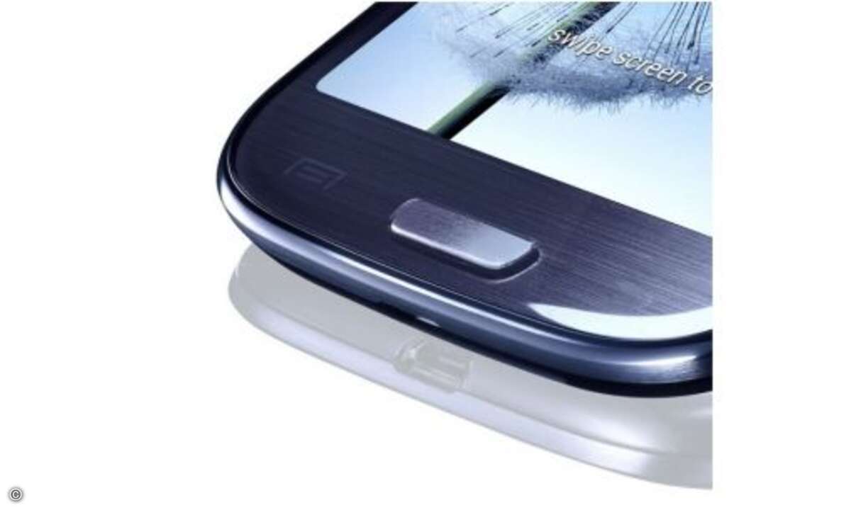 Die Home-Taste ist ein mechanischer Drücker, die übrigen Tasten zur Steuerung von Android 4.0 sind als Sensortasten ausgeführt. © Hersteller