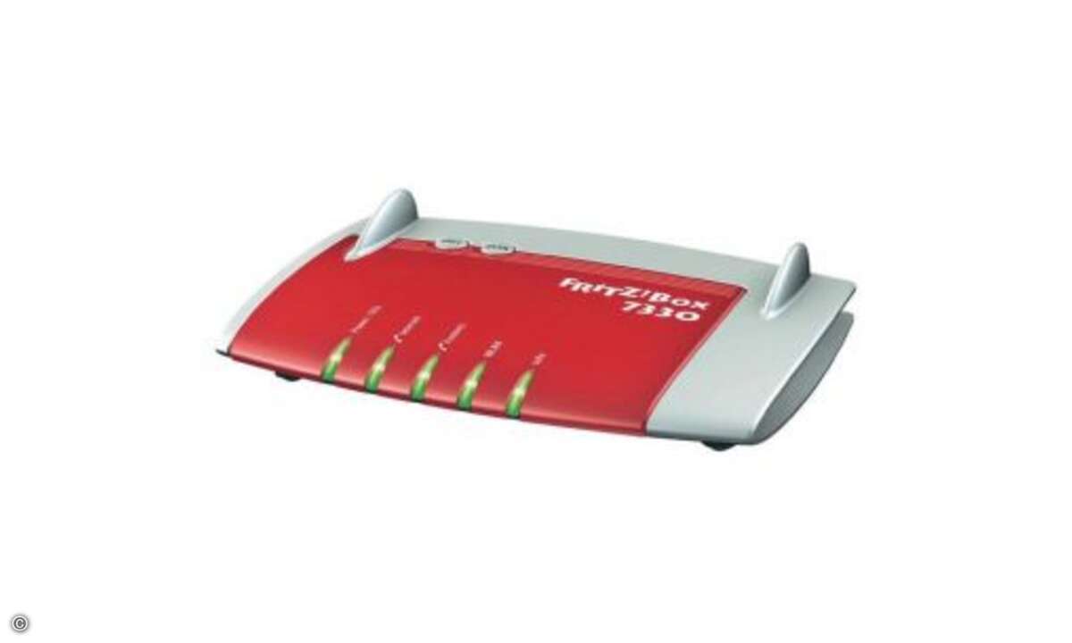 Fritz!Box 7330  Modell: Fritz!Box 7330  Preisempfehlung: 149 Euro Netzanbindung: ADSL/ADSL2+  Anschlüsse:      Gigabit-LAN: 1     100-Mbit-LAN: 1     USB: 2     ISDN: nein     analoge Telefon-Endgeräte: 1  © Fritz!Box