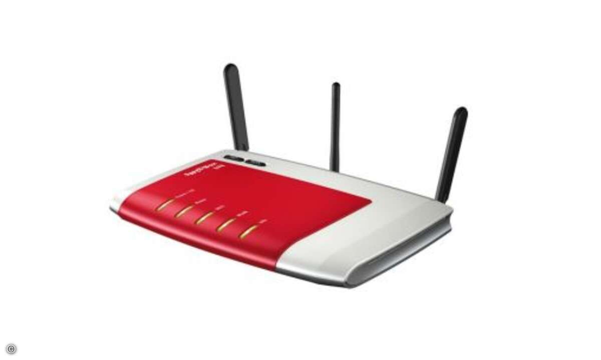 Fritz!Box 6840 LTE  Modell: Fritz!Box 6840 LTE  Preisempfehlung: 329 Euro Netzanbindung: LTE (800 oder 2600 MHz)  Anschlüsse:      Gigabit-LAN: 4     100-Mbit-LAN: nein     USB: 1     ISDN: nein     analoge Telefon-Endgeräte: 1  © Fritz!Box