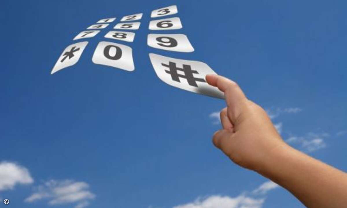 4. 2-Faktor-Authentifizierung: Google, Ebay oder der Spielehersteller Blizzard bieten beispielsweise eine so genannte 2-Faktor-Authentifizierung, bei der neben dem Passwort auch eine PIN eingegeben wird, die etwa über eine Smartphone-App erzeugt wird