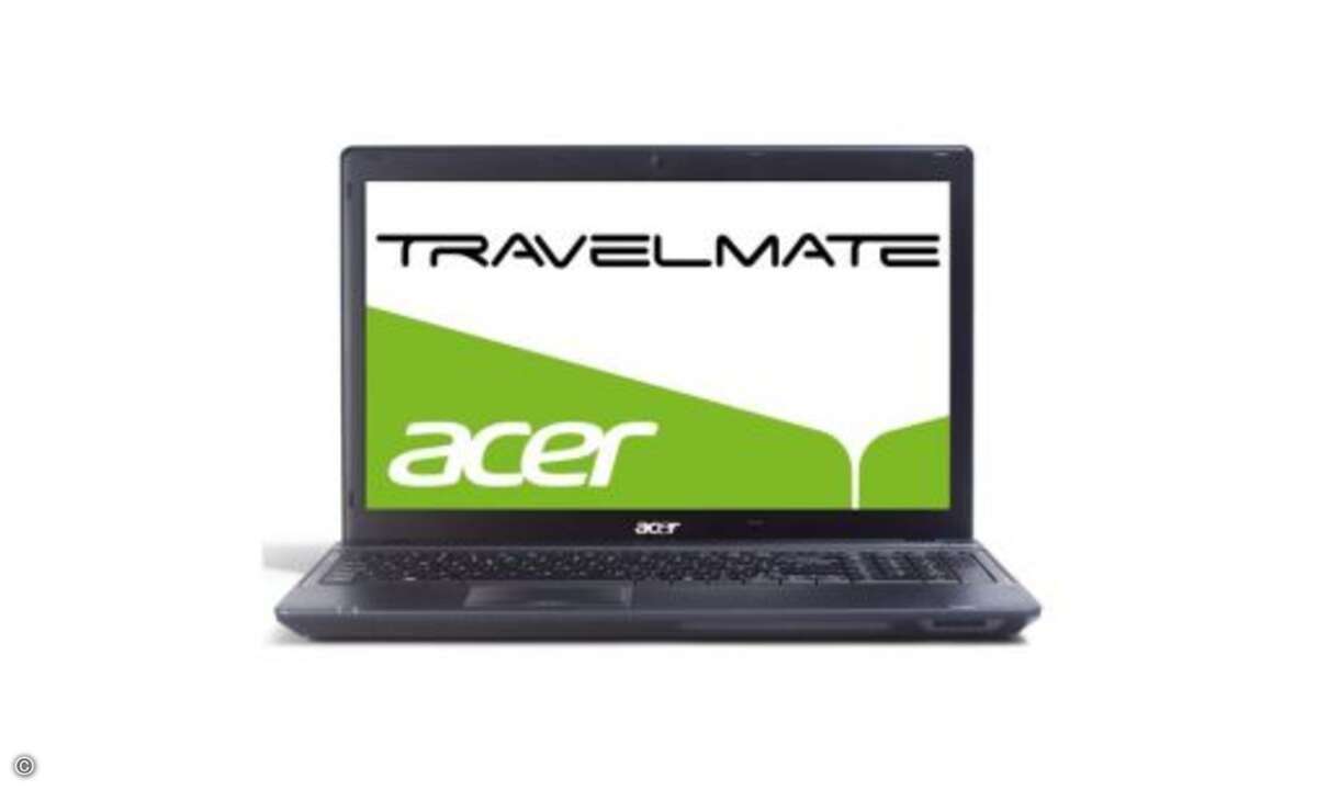 Das Acer TravelMate 5744-384G50Mnkk ist ein 15,6 Zoll Notebook mit Intel Core i3 380M Prozessor, der mit 2,5GHertz getaktet ist. Der Arbeitsspeicher beträgt 4 GByte, die Festplatte ist 500 GByte groß, für die Grafik ist eine Intel HM55 zuständig. Das