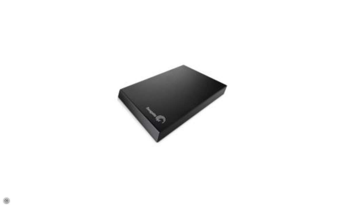 Die Seagate Expansion Portable STBX1000201 ist eine externe Festplatte der 2,5 Zoll-Klasse. Die Speicherkapazität beträgt ein Terabyte, angeschlossen wird sie über USB 3.0. Bei Amazon diese Woche im Angebot für 79,99 Euro - derzeit der günstigste Pre