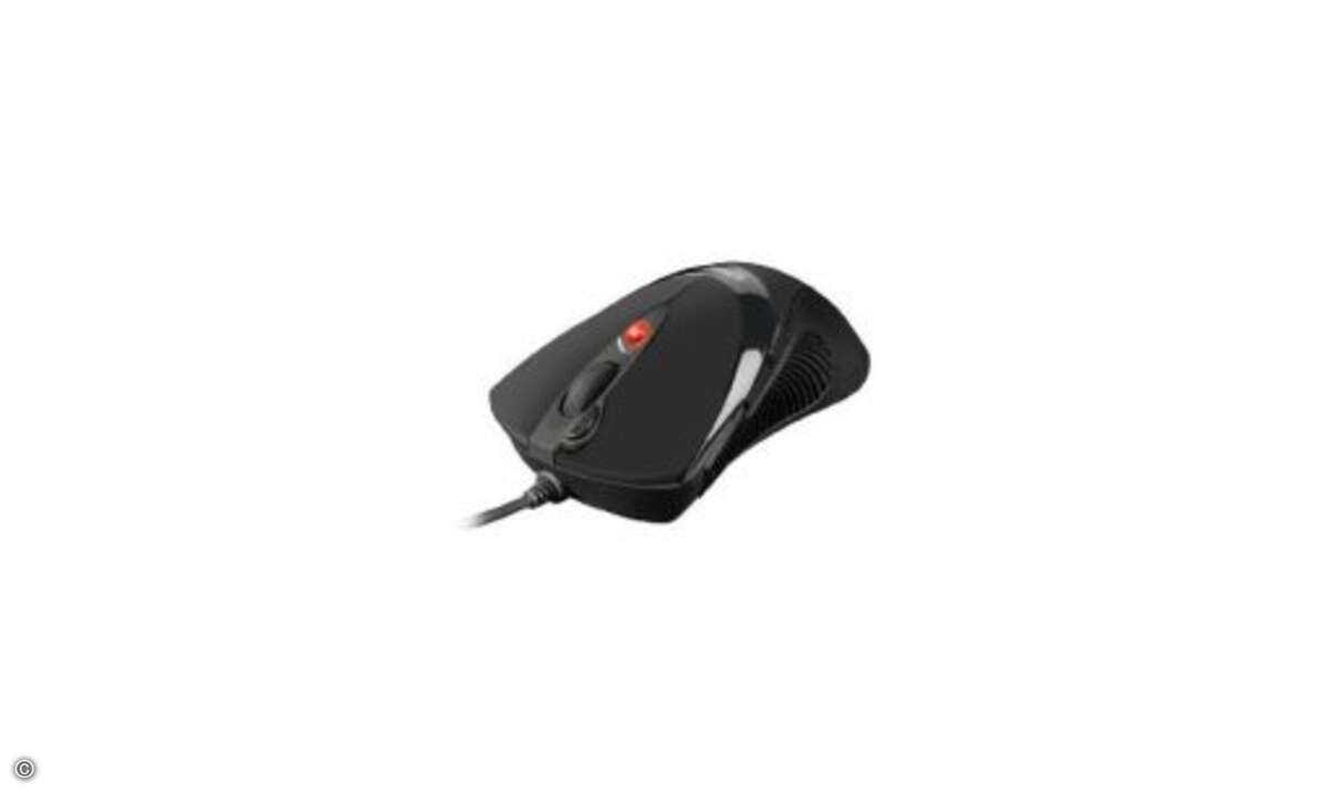 Die Sharkoon FireGlider ist eine Laser-Maus mit 7 Tasten, 6 davon frei programmierbar. Sie wird über USB-Kabel angeschlossen. Direkt bei Amazon diese Woche für 21,44 Euro, bei Drittanbietern über Amazon ab 17,50 Euro - allerdings bei 4 Euro Versandko