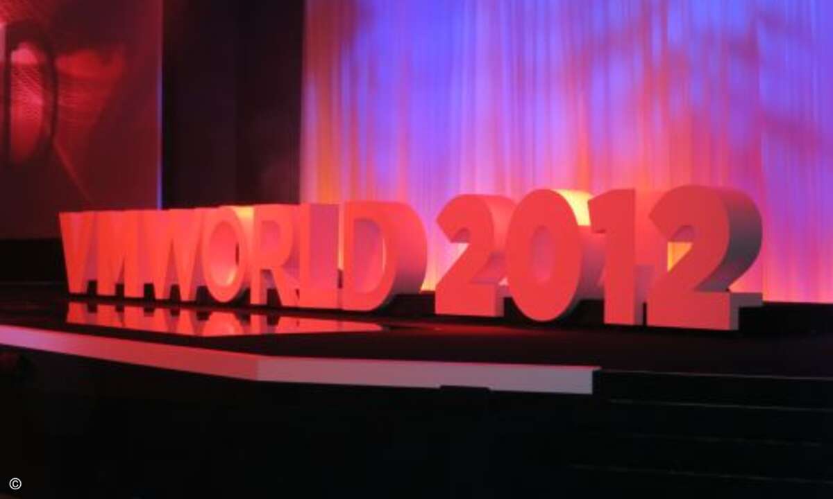 Für die Keynotes der Hausmesse des amerikanischen Softwareherstellers war eine große Bühne vorbereitet.