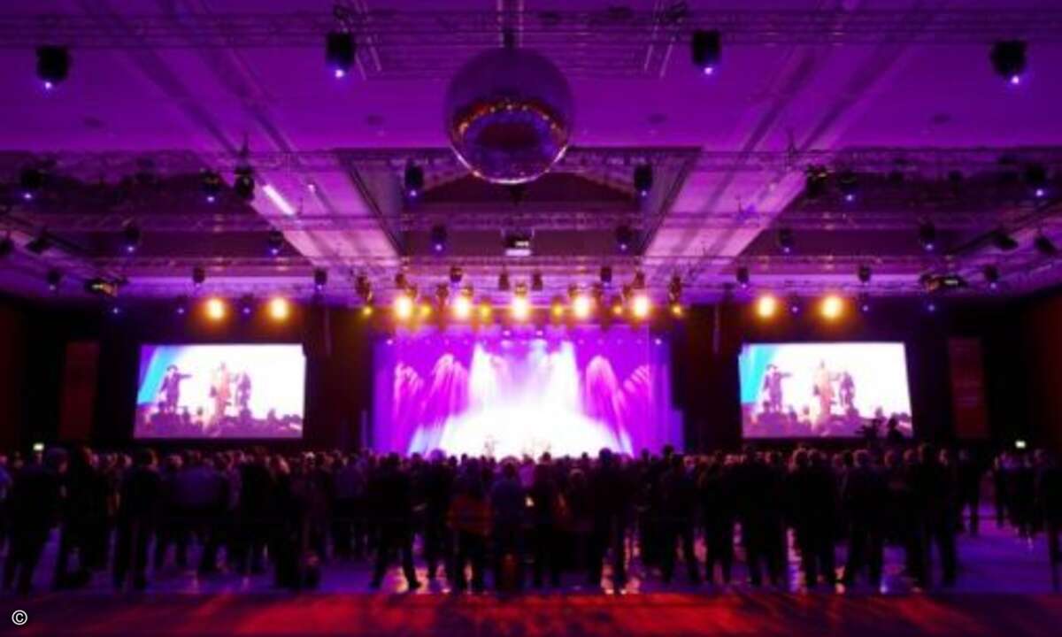 Für eine rockigen Abschluss des Fujitsu Forums 2012 sorgte die schottische Sängerin Amy MacDonald