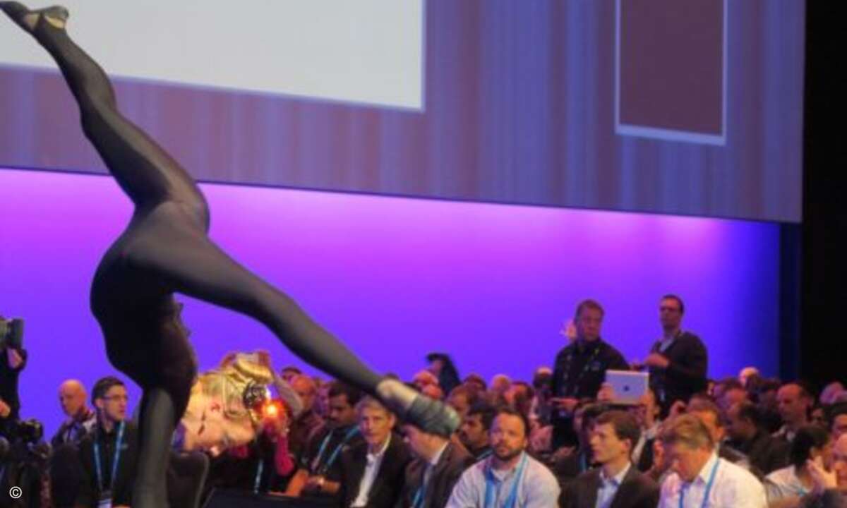 Natürlich kam auch die Unterhaltung nicht zu kurz, mit Akrobatik,...