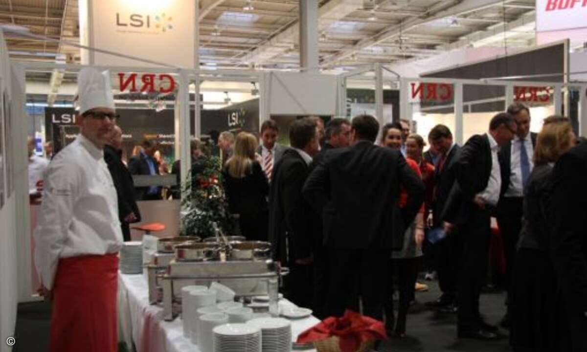 Der Treffpunkt am Messeabend: Die Happy Hour der CRN im Planet Reseller (Bild: CRN)