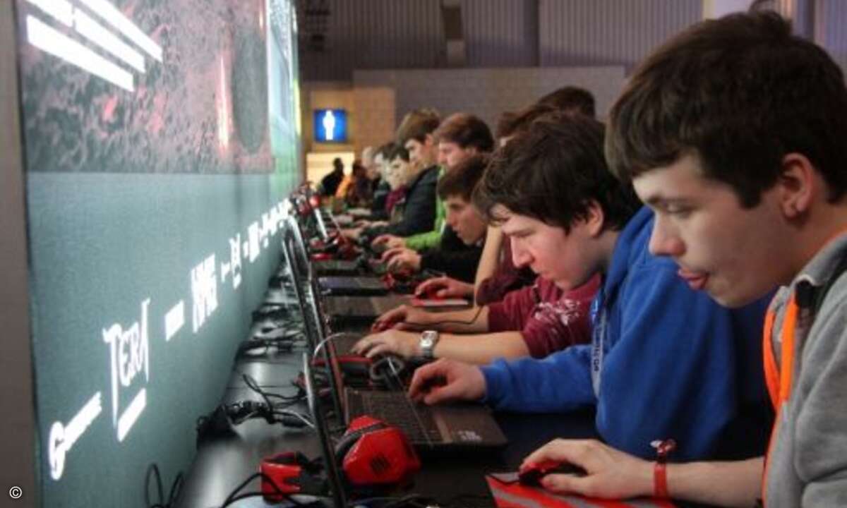 Aber die Gamer konnten auch selbst die neusten Titel antesten
