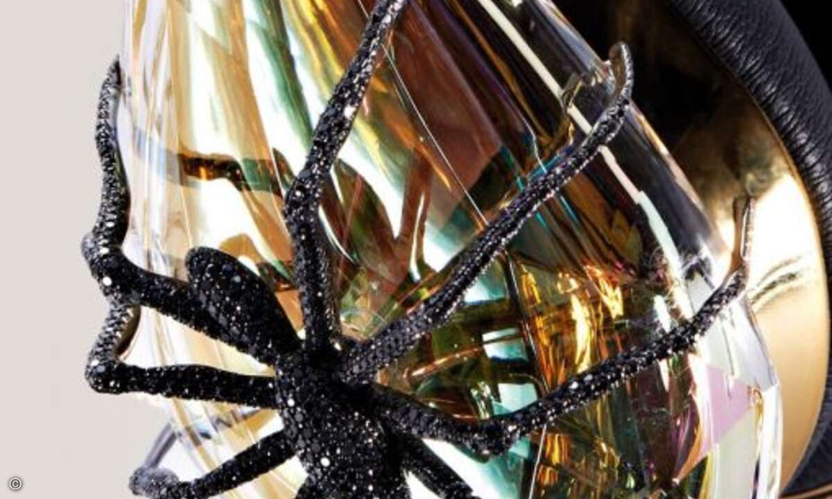 Das Kronjuwel unter den Kopfhörern: Monsters »Diamond Tears« in der Sally Sohn Edition gibt es exklusiv bei Harrods für 20.000 Pfund. (Bild: Monster)