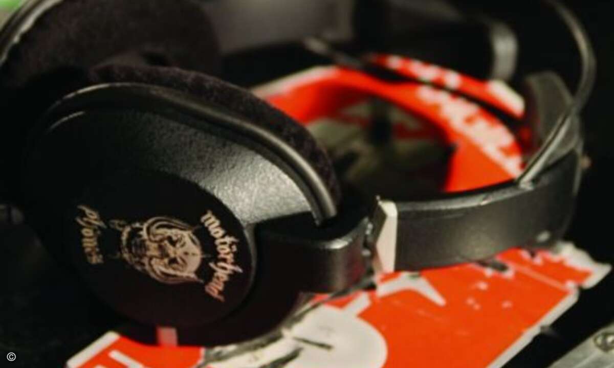 Motörhead Iron Fist (Bild Motörheadphones)