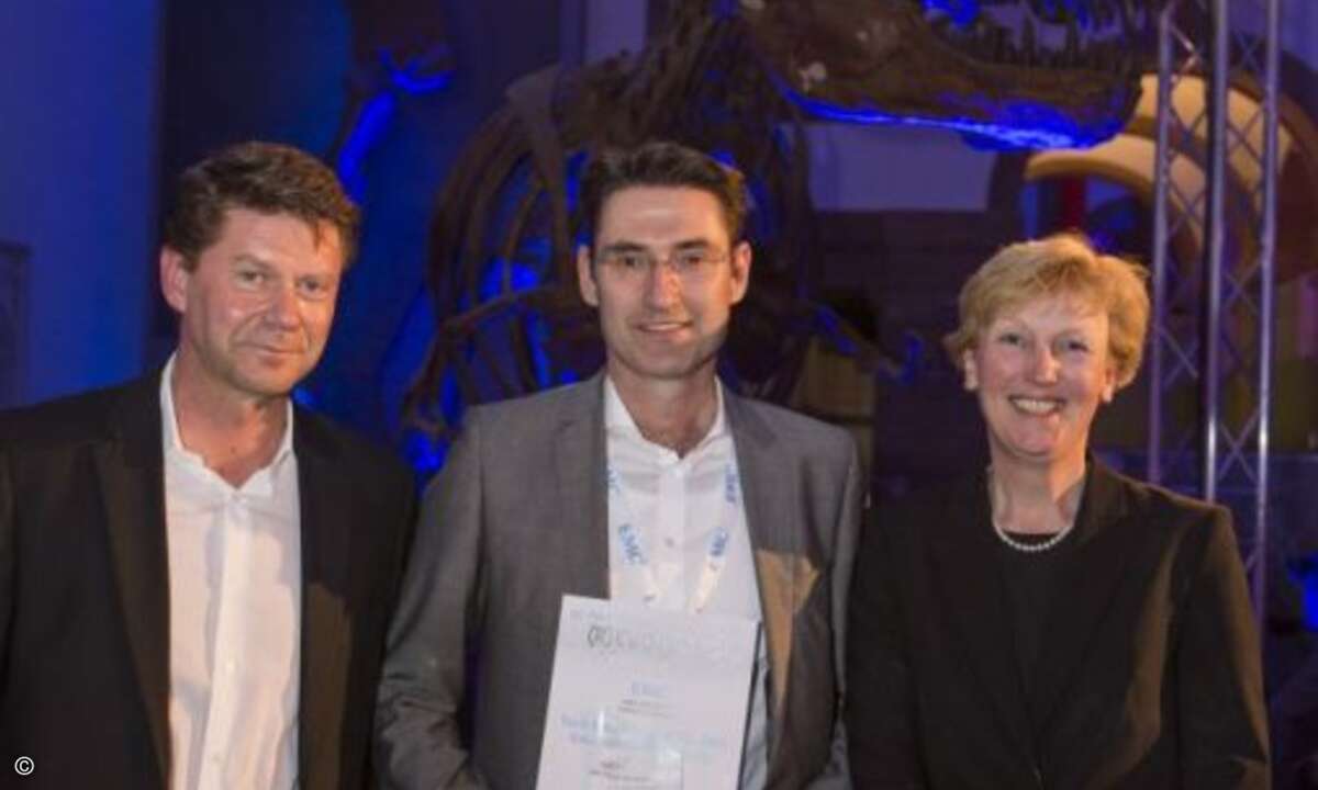 Die Auszeichnung als Fastest Growing Distributor ging an Tech Data. Azlan-Chef Joachim Braune freut sich