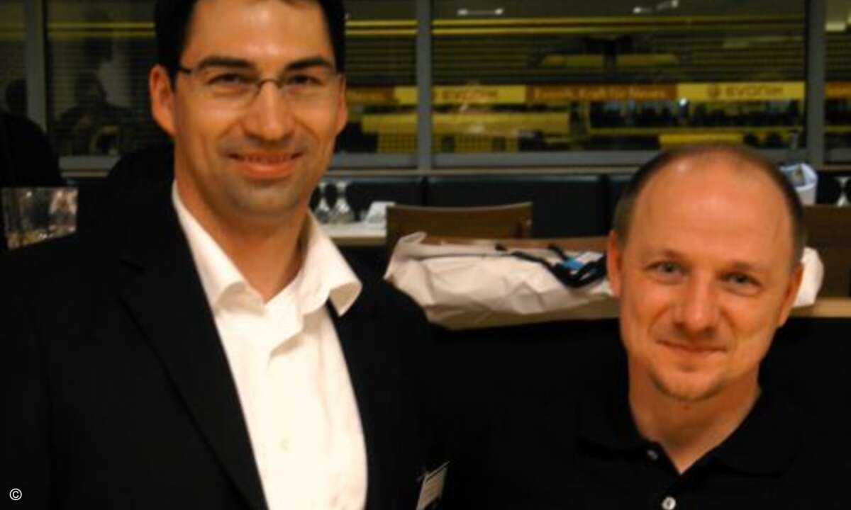 Steffen Buck (DMAG) mit Jörg Hasselbach (Tarox)(Bild: CRN)