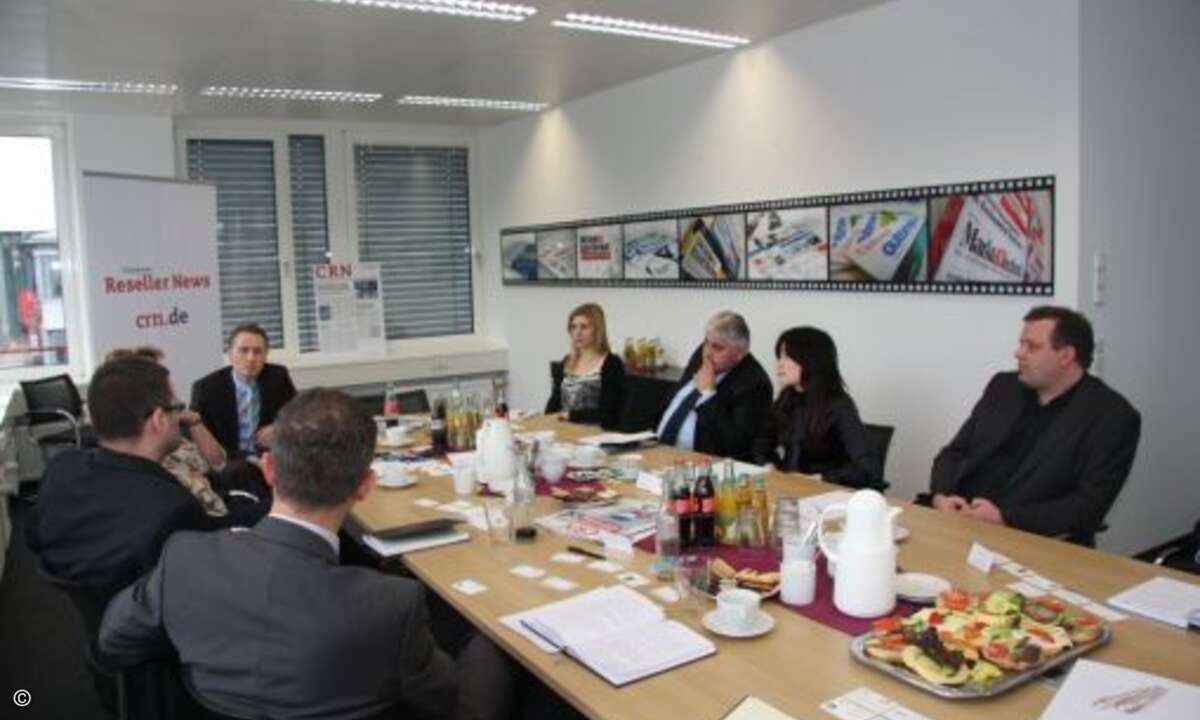Immer mehr niedergelassene Ärzte, Krankenhäuser, Apotheken, aber auch Reha- und Pflegeinrichtungen setzen IT-Lösungen, berichten die Teilnehmer beim CRN Roundtable Healthcare (Bild: CRN)