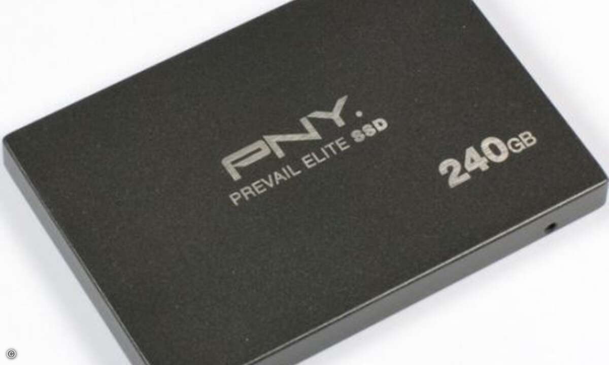 PNY Prevail Elite
Schnittstelle: SATA (6Gb/s)
Formfaktor: 2,5 Zoll
Verfügbare Kapazitäten: 120 und 240 GByte (Foto: PNY)
Garantie: Fünf Jahre