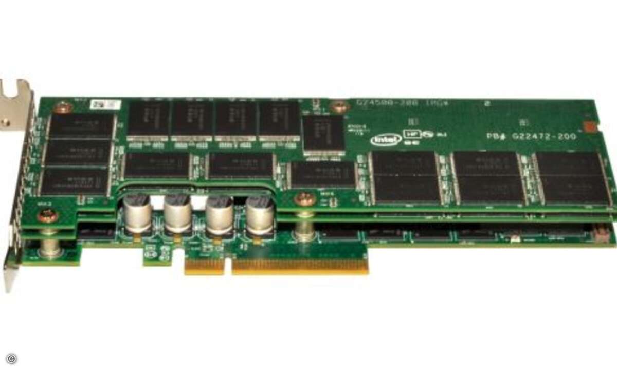 Intel Solid State Drive 910
Schnittstelle: PCIe
Formfaktor: PCIe Full Height
Verfügbare Kapazitäten: 400 und 800 GByte Garantie: Fünf Jahre (Foto: Intel)