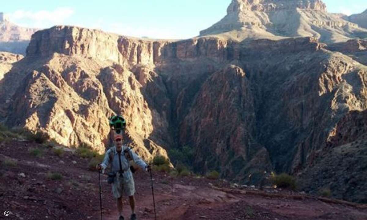 Der Google-Trekker für Street View-Aufnahmen wiegt rund 18 Kilo und verfügt über 15 Kameras. (Foto: Google)
