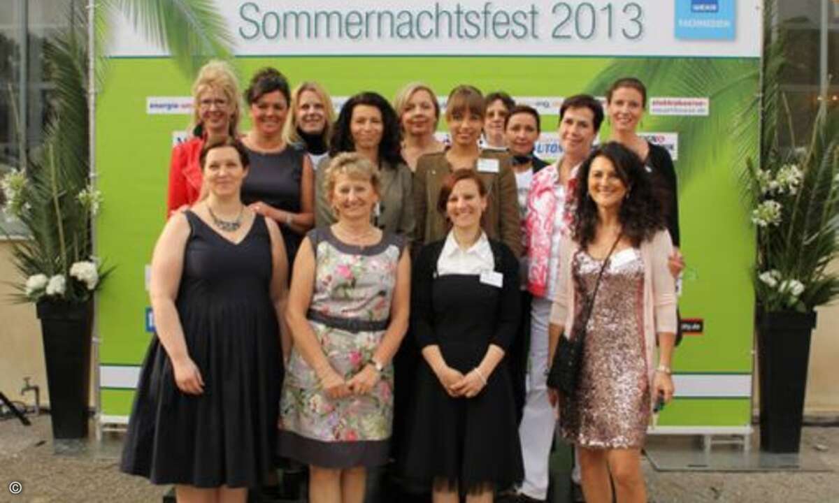 Die Damen vom Empfang (Foto: WEKA)