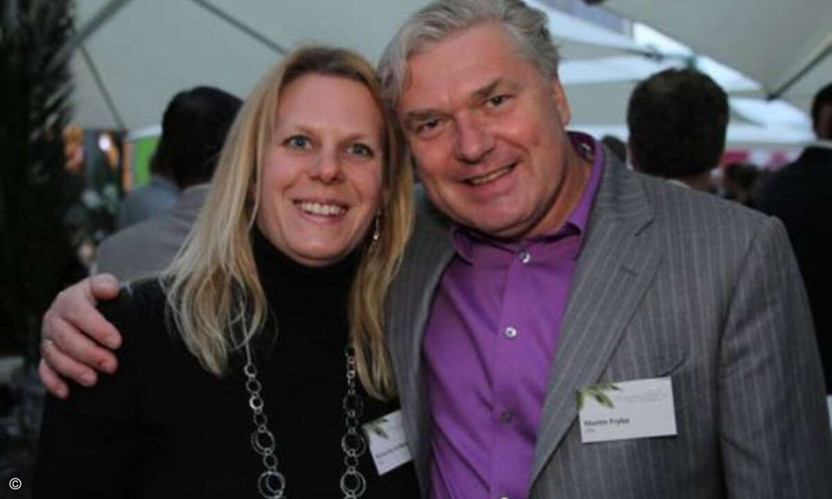 Natascha Schönemann von der CRN-Redaktion mit Chefredakteur Martin Fryba (Foto: WEKA)