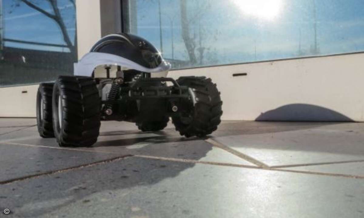 »Sacara Bee« heißt der flinke Smartphone-Buggy mit Funkkamera von Beewi (Bild: Beewi)
CRN verlost ein Exemplar davon!
