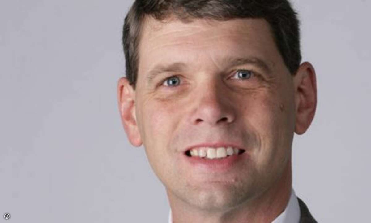 …Rory P. Read, der den 13. Rang belegt. Advanced Micro Devices, besser bekannt unter dem Kürzel AMD, schüttete im vergangenen Jahr 2,56 Mio. Dollar an seinen CEO aus. Bei Umsatzeinbußen von mehr als 17 Prozent und einem Minus von fast 1,2 Milliarden