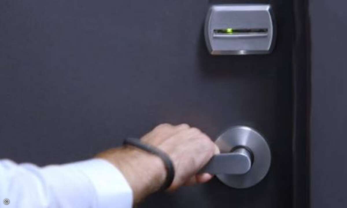 Die Möglichkeiten der Technologie sind endlos. Alles kabel- und schlüssellos öffnen - von der Haustüre bis hin zum Fahrradschloss.