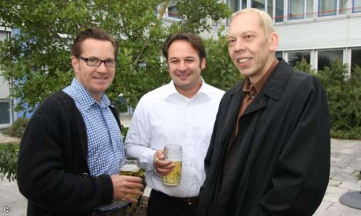 Marc Adelberg (CRN) im Gespräch mit Christian Jeske von Pyramid Computers und Arno Lücht (TC-Communications)(Bild: CRN)