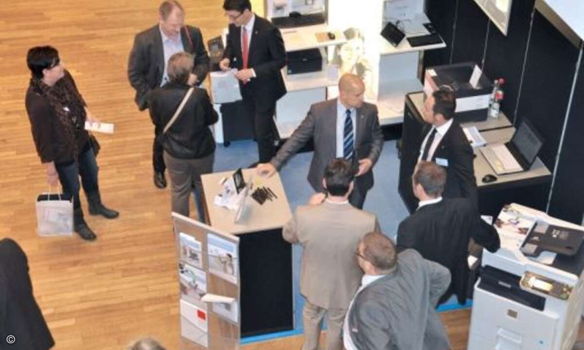 Austausch und Präsentation standen bei der Messe nicht allein im Vordergrund... (Bild: Systeam)
