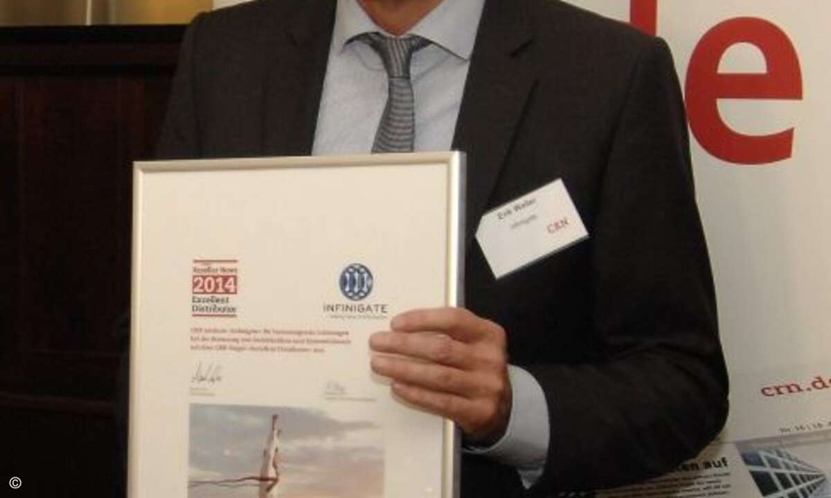 Platz 28: Infinigate (Note 2,17)
COO Erik Walter freut sich über die erste Auszeichnung (Bild: CRN)