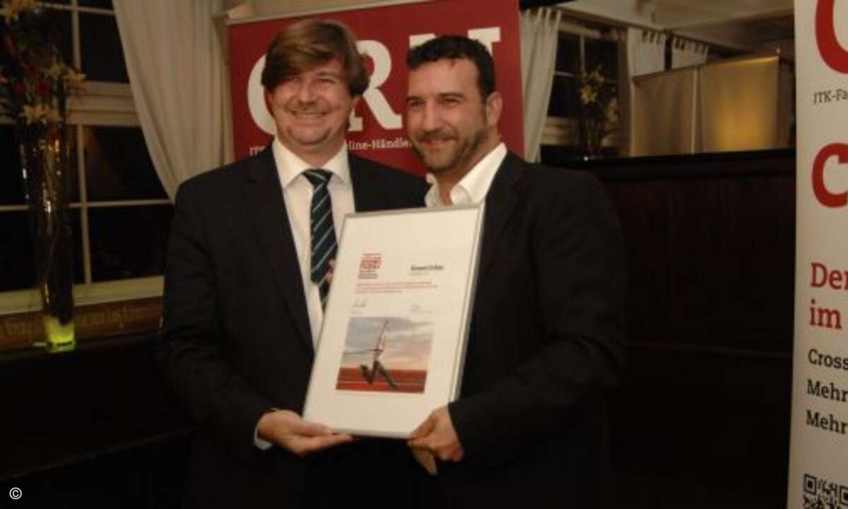 Platz 12: Siewert & Kau (Note 2,03)
Samba Schulte und S&K-Vertriebsleiter Yves Plaire (rechts) (Bild: CRN)